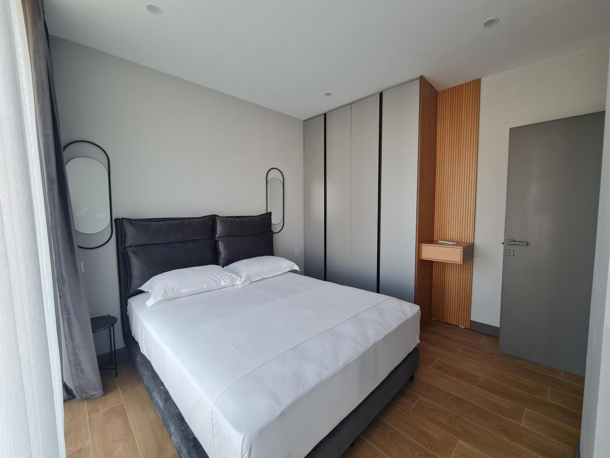 Rosemarine Villas Durres Bagian luar foto