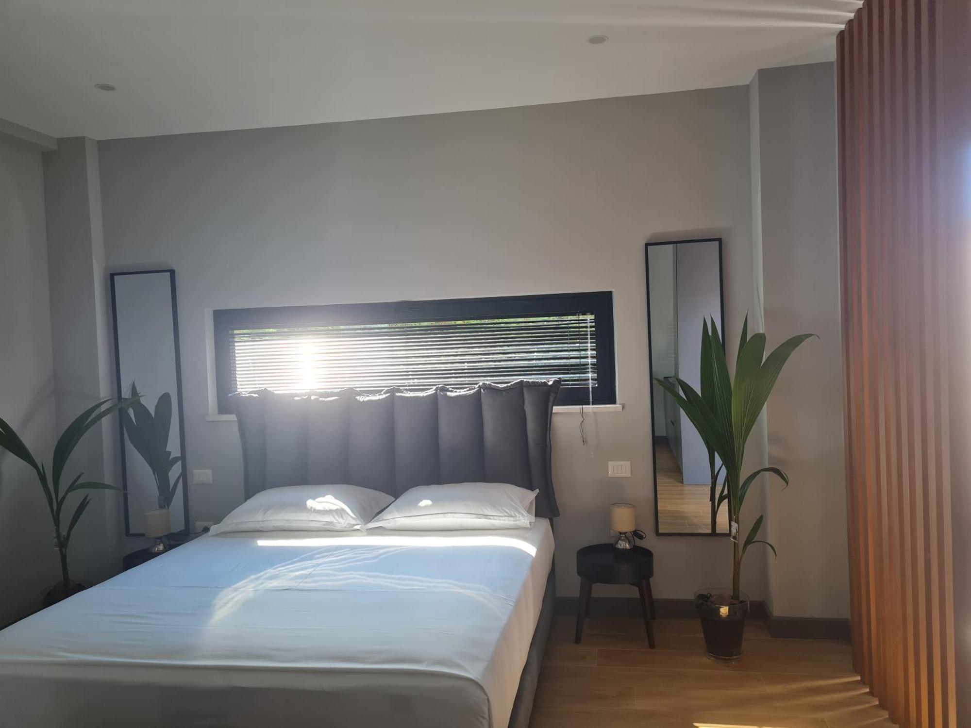 Rosemarine Villas Durres Bagian luar foto